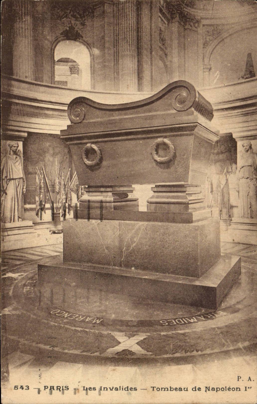 Paris 7 - Les Invalides - Le Tombeau de Napoleon I - CPA 