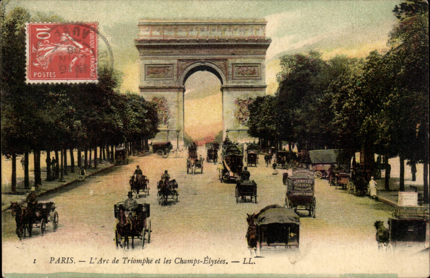 Paris - 8 - L'Arc de Triomphe et les Champs Elysees - CPA - 