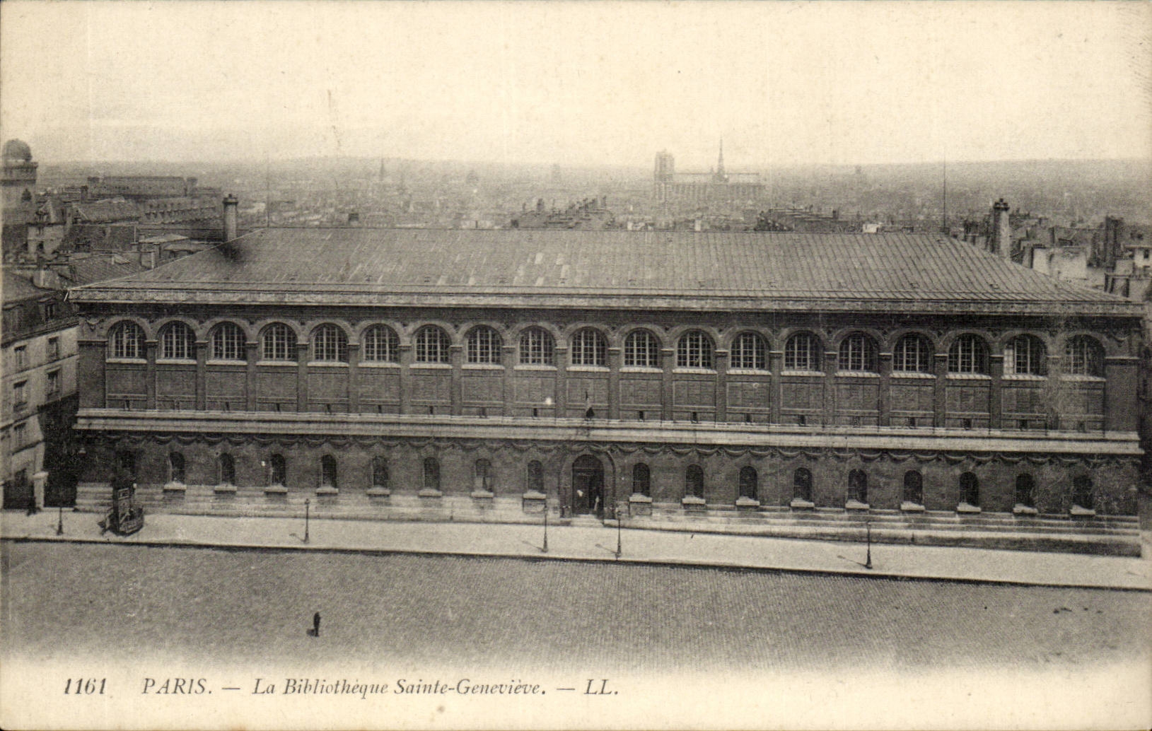 Paris - 5 La Bibliotheque Saint Genevieve - CPA (library)