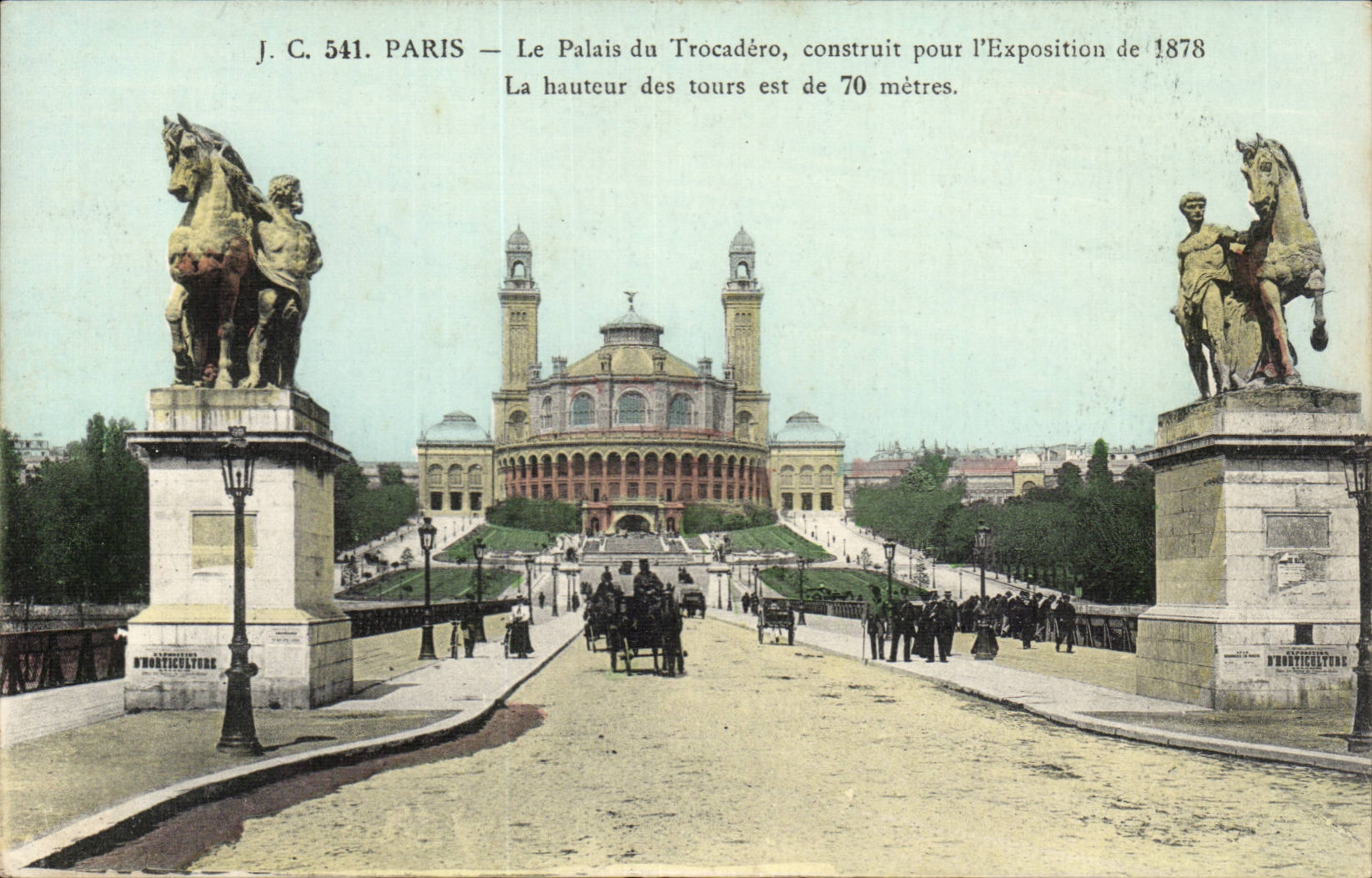 Paris - 16 - Palais de Trocadero construit pour l'exposition de 1878 - Le Hauteur des Tours 70m - CPA 