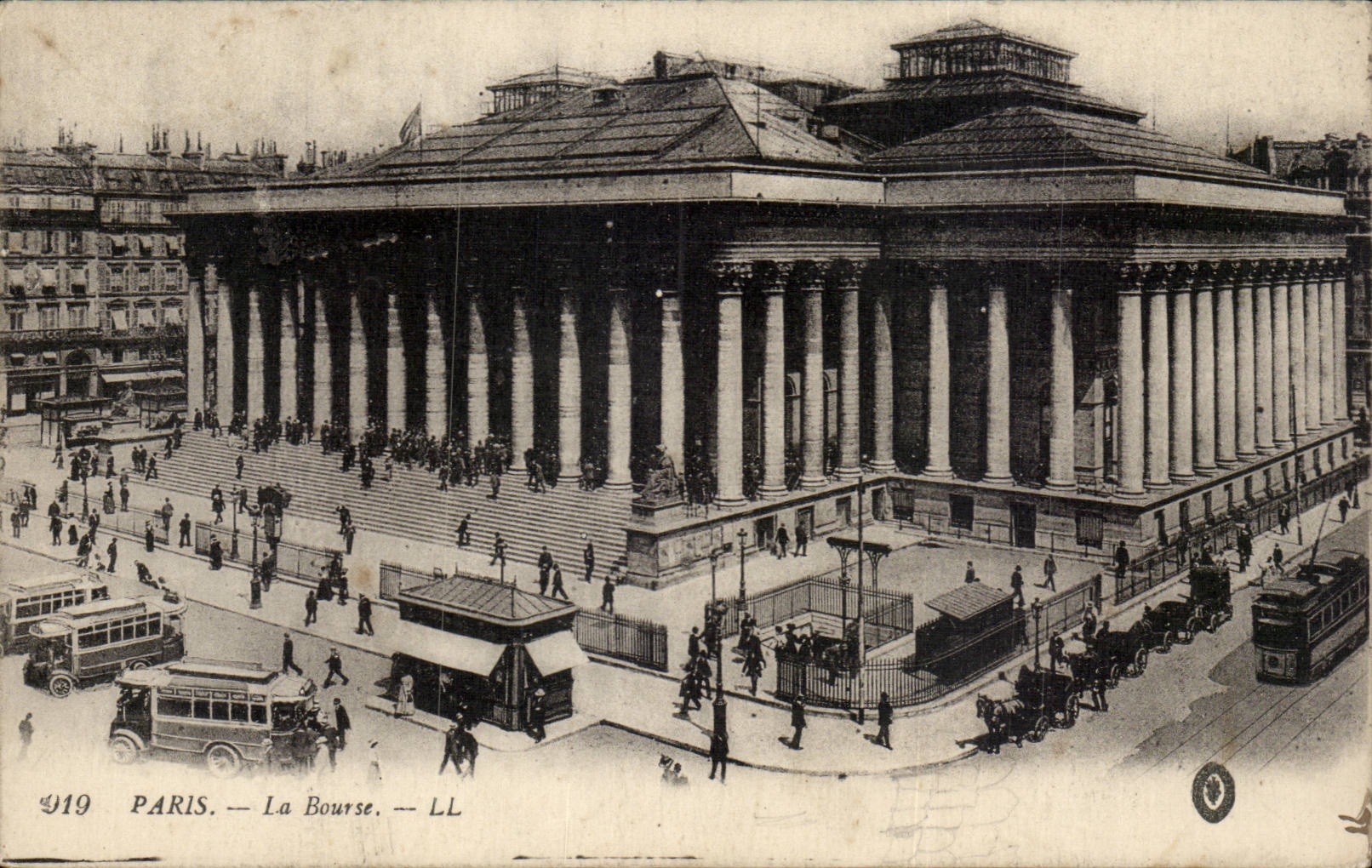 Paris 2 - La Bourse - CPA 