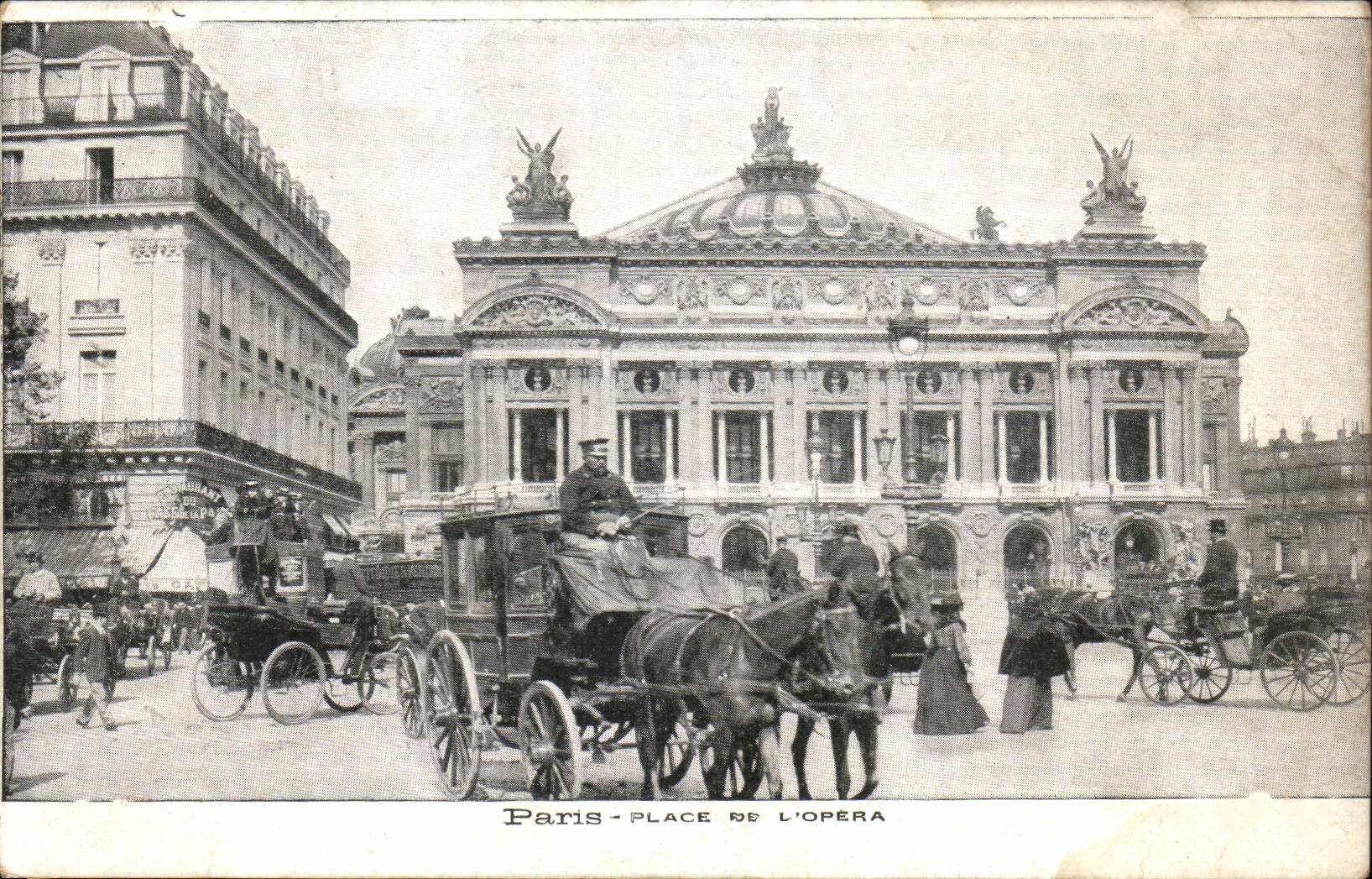 Paris CPA Place de l'opera