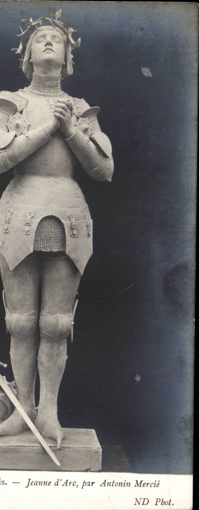 Salons de Paris cPA Jeanne d'arc par antonin Mercie