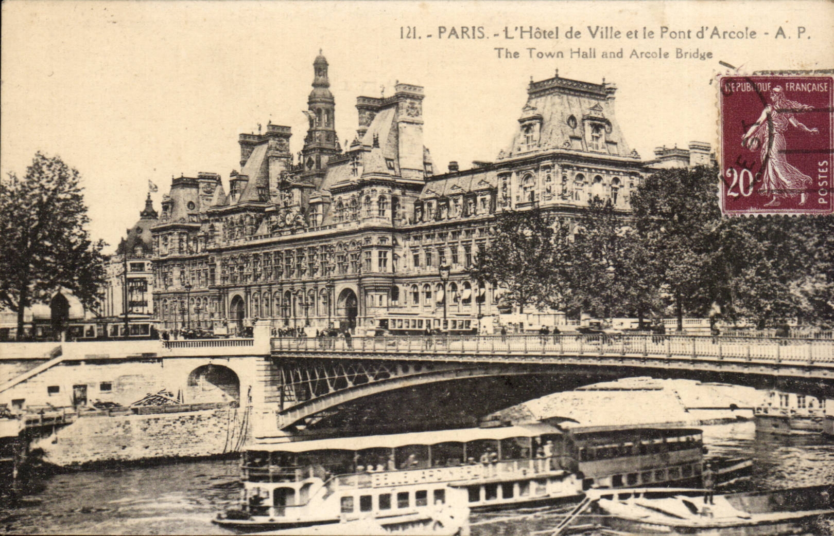 Paris CPA L'hotel de ville et le pont d'Arcole