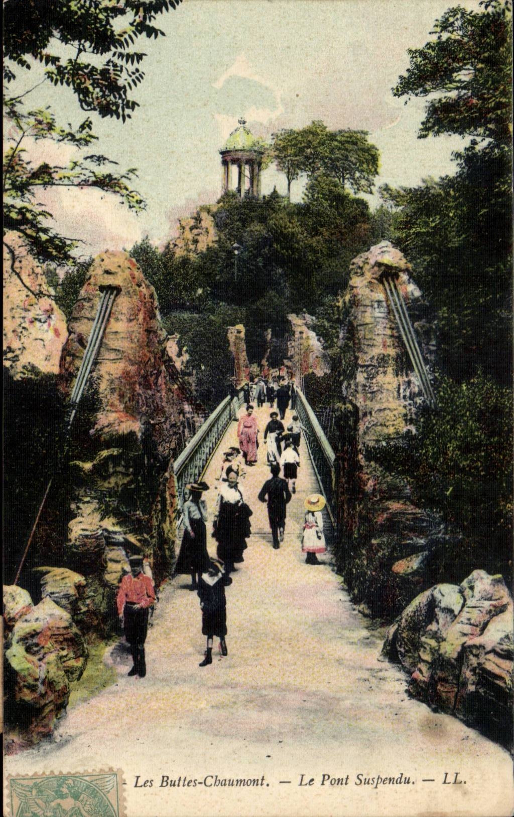 Paris CPA Les buttes Chaumont Le pont suspendu