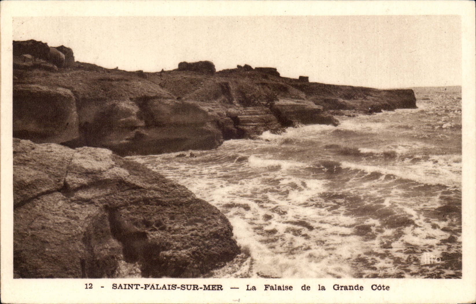SAINT-PALAISSUR-MER — The Grande Côte Cliff — Éditions Tito, no. 12
