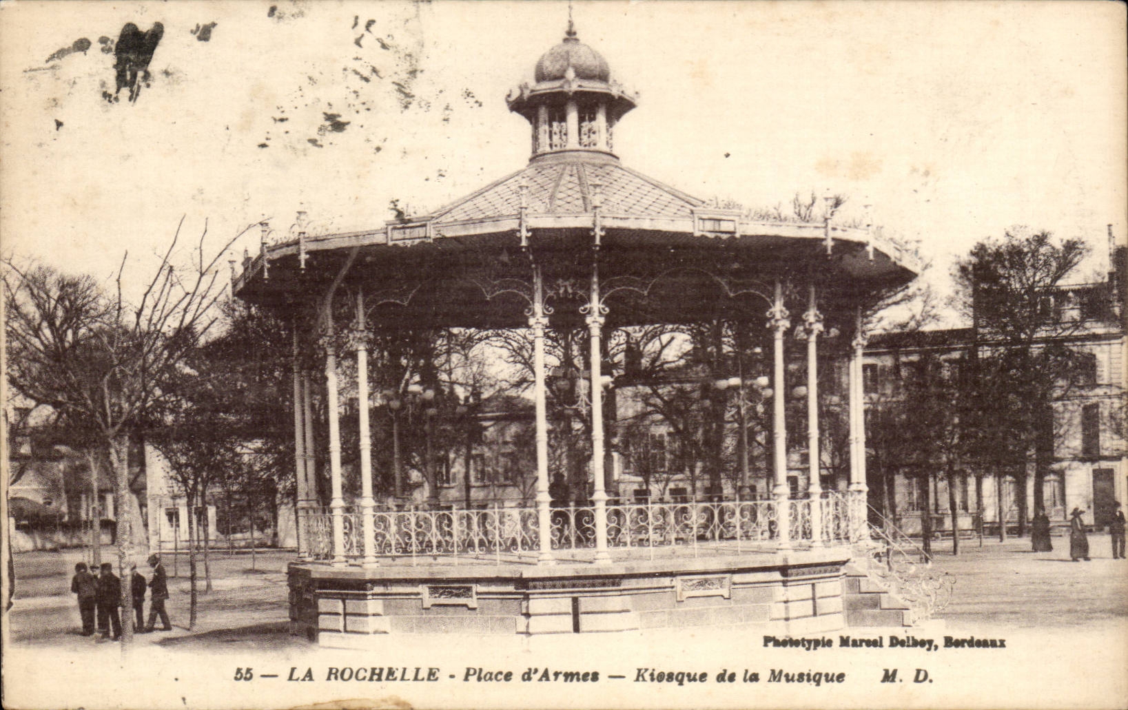La Rochelle CPA Place d'armes Kiosque de la musique