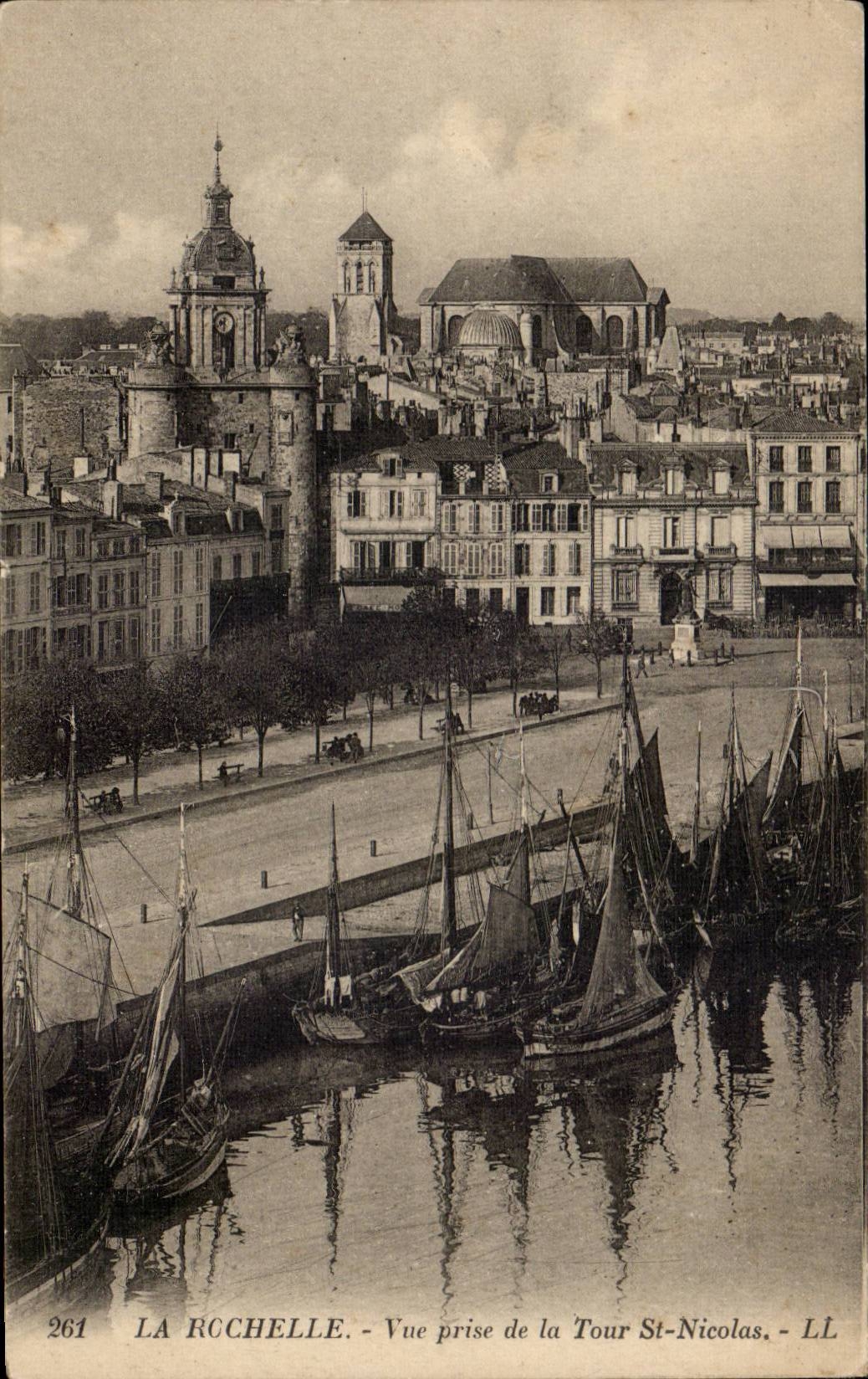 La Rochelle CPA Vue prise de la Tour St Nicolas