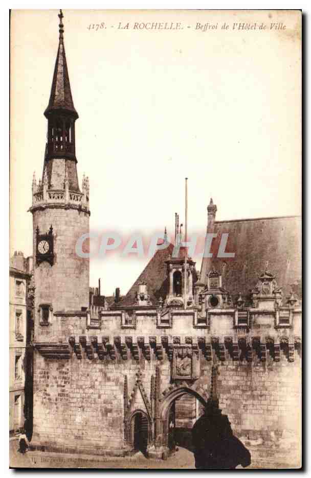 La Rochelle - Beffroi de l'Hôtel de Ville — CPAPHIL n°4178