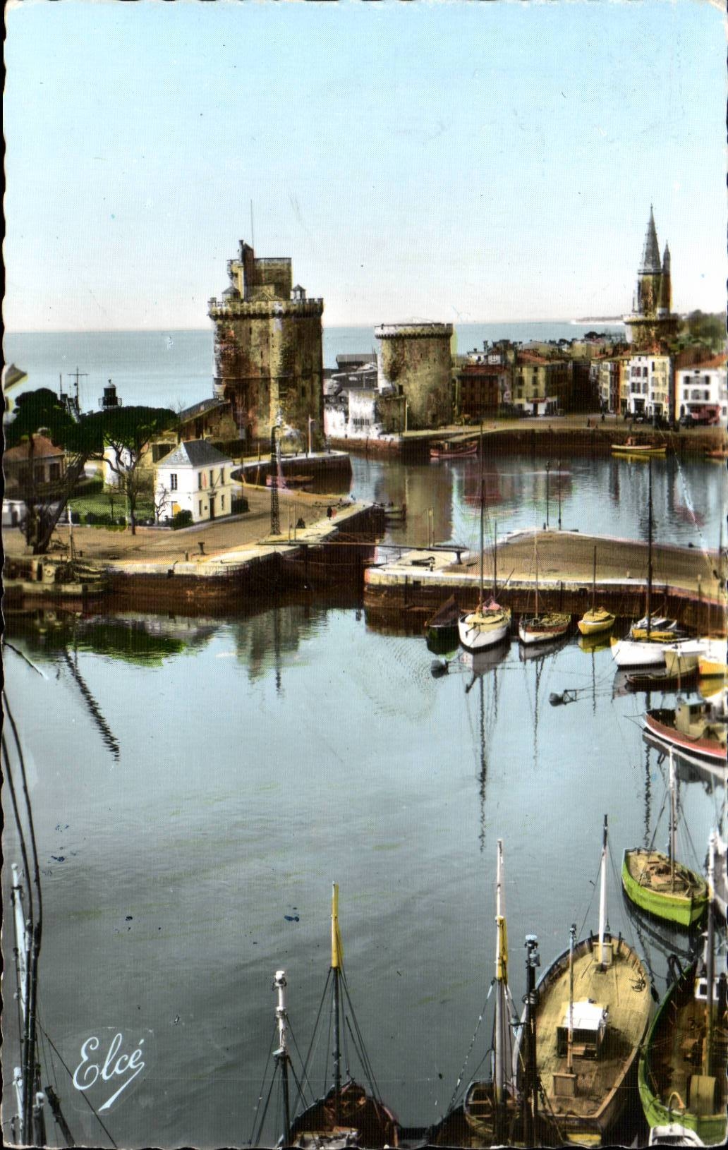 Vue du Bassin et les trois Tours — Elcée — 4809