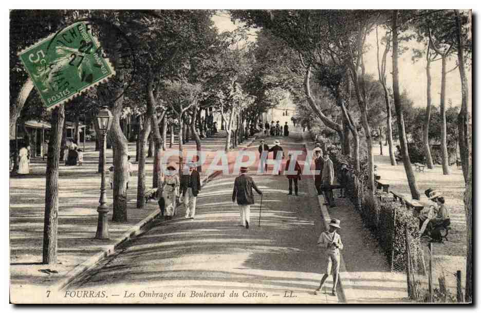 Fouras CPA Les ombrages du boulevard du casino 