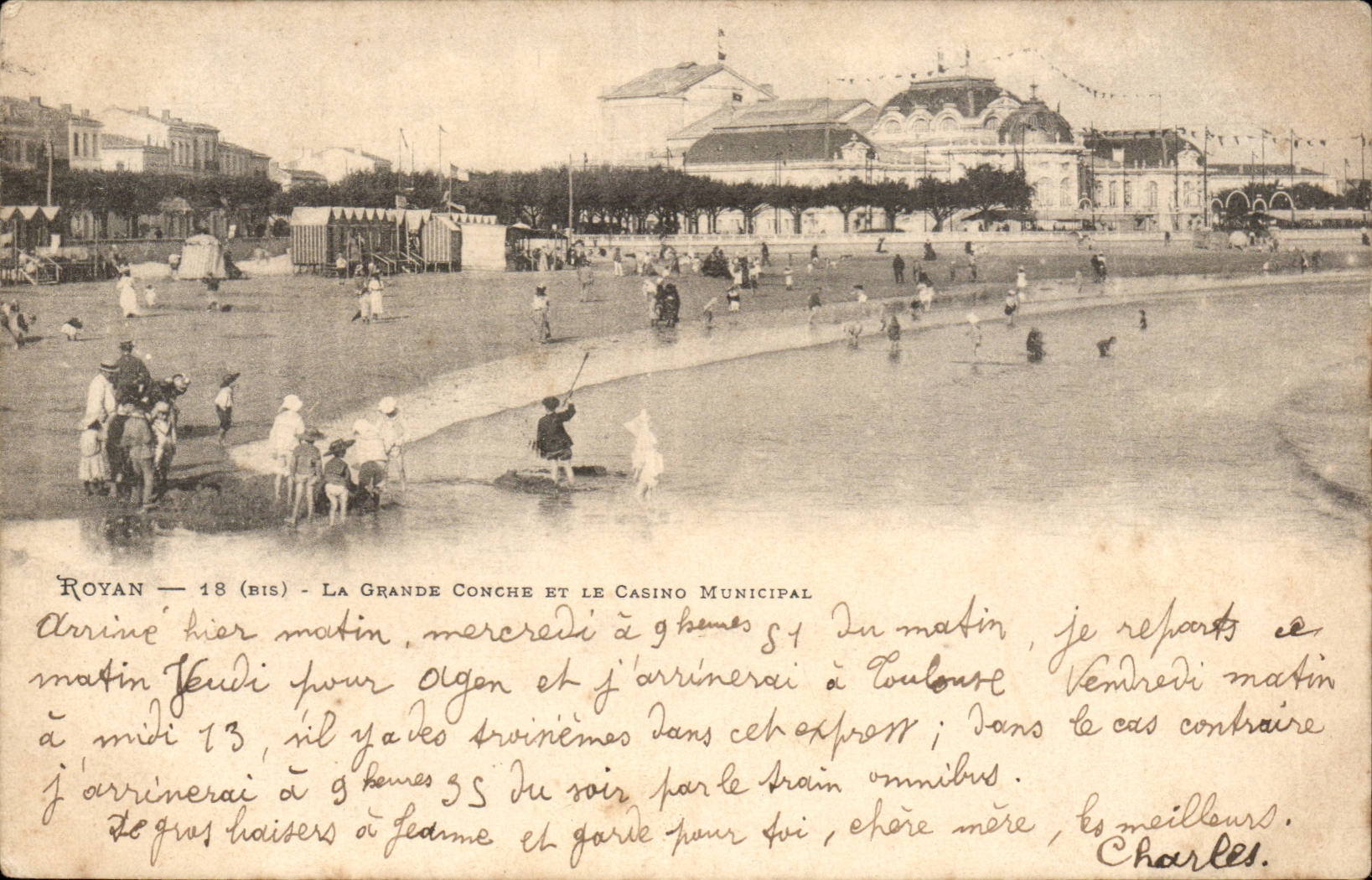Royan CPA La grande conche et le casino municipal