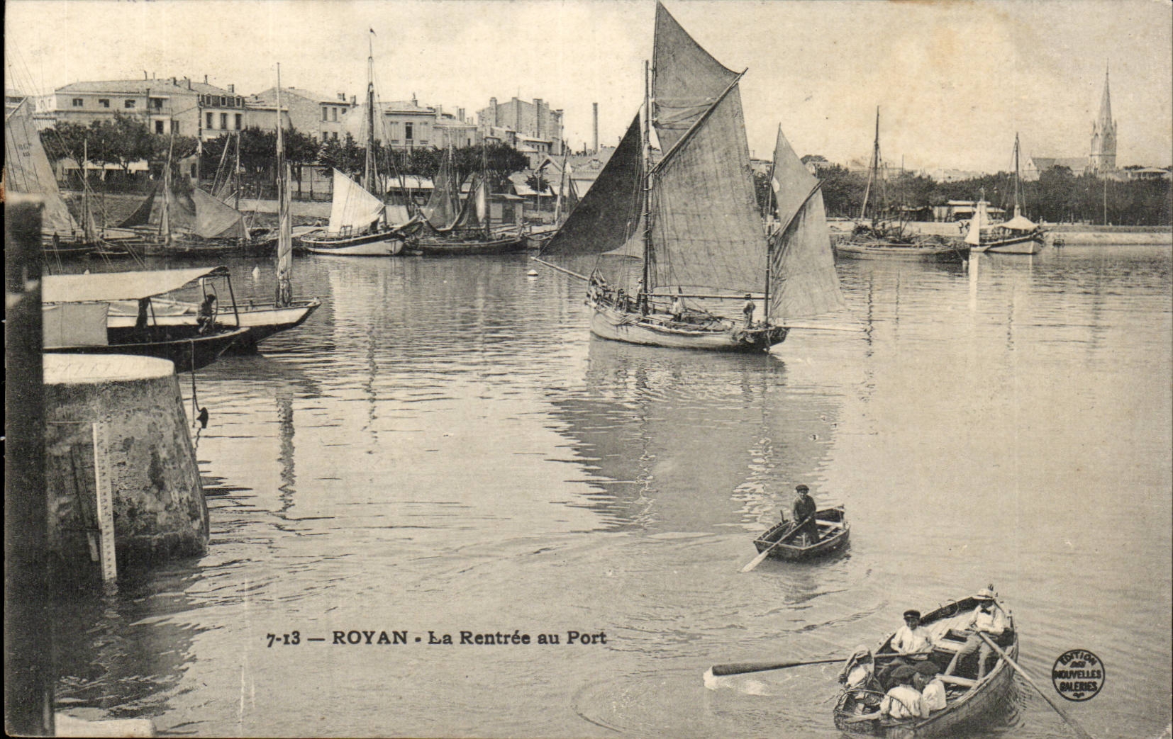 Royan CPA La rentree au port