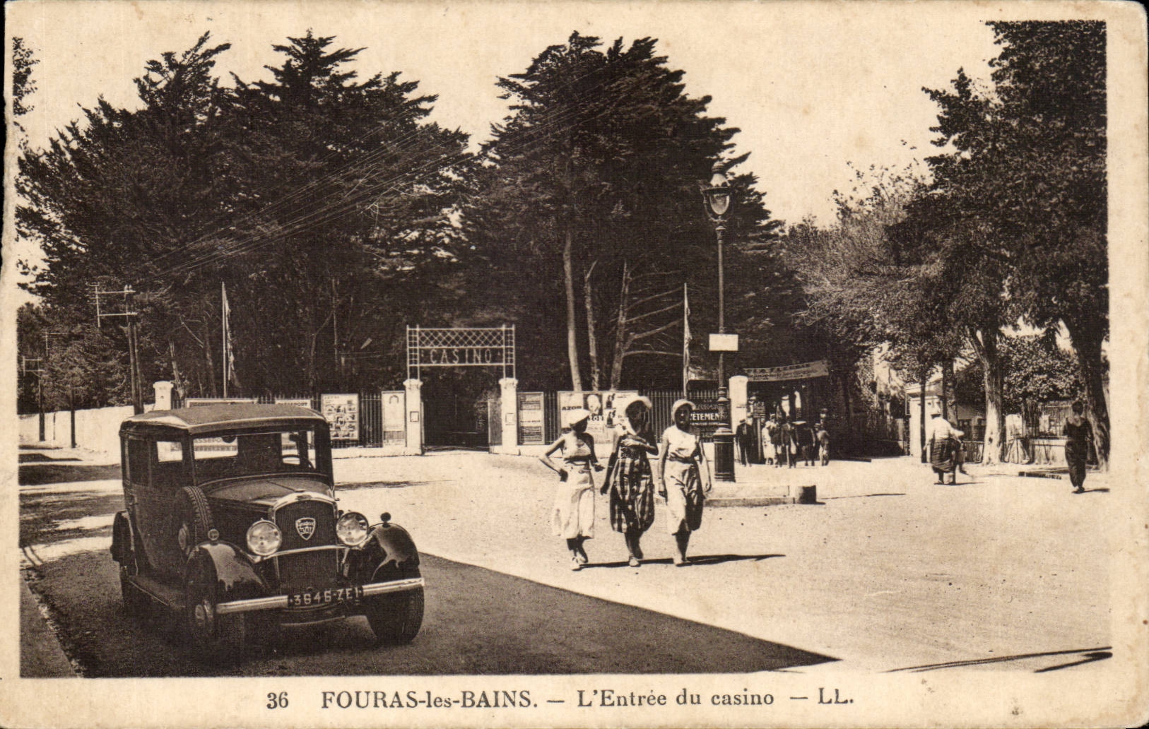 Fouras les Bains CPA L'entree du casino