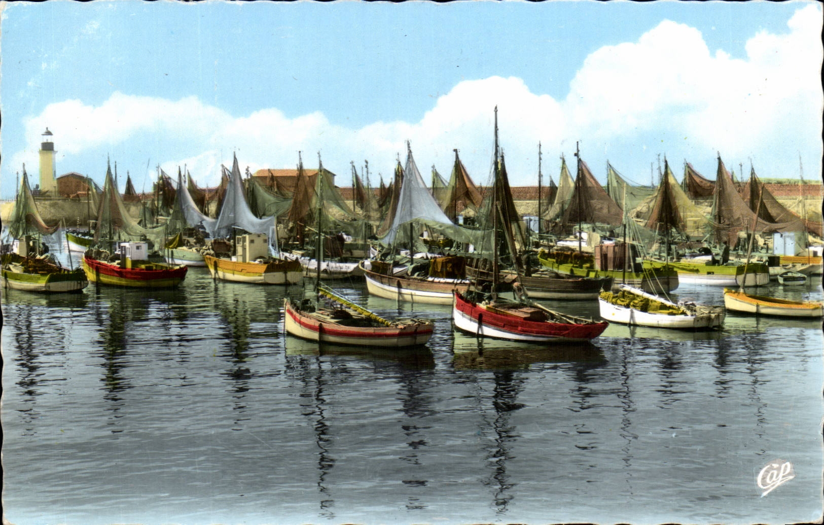 CPA La Cotiniere Le port