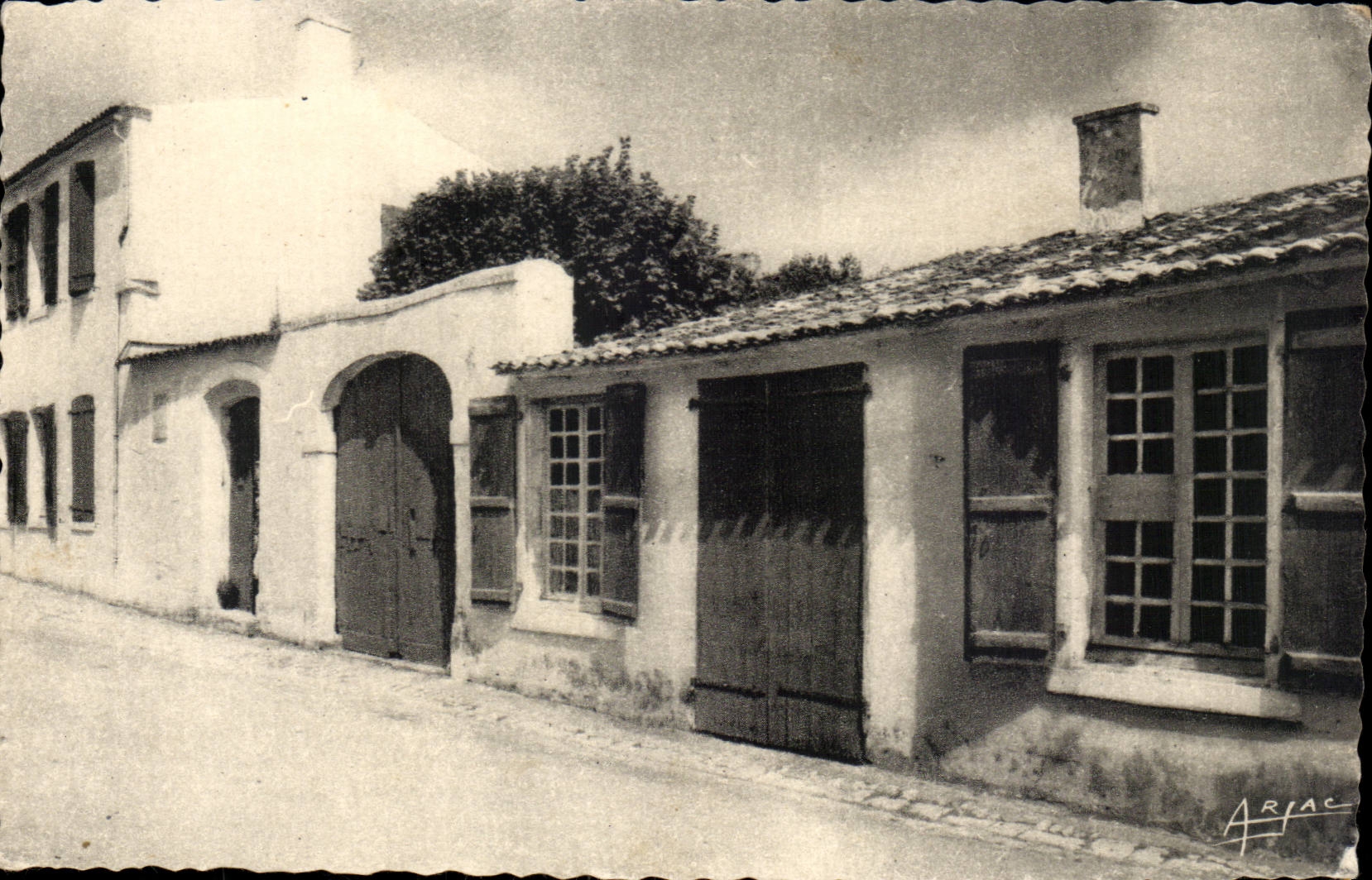 Saint-Pierre-d'Oléron — Die Häuser der Aileules von Pierre Loti — Verlag Arjac