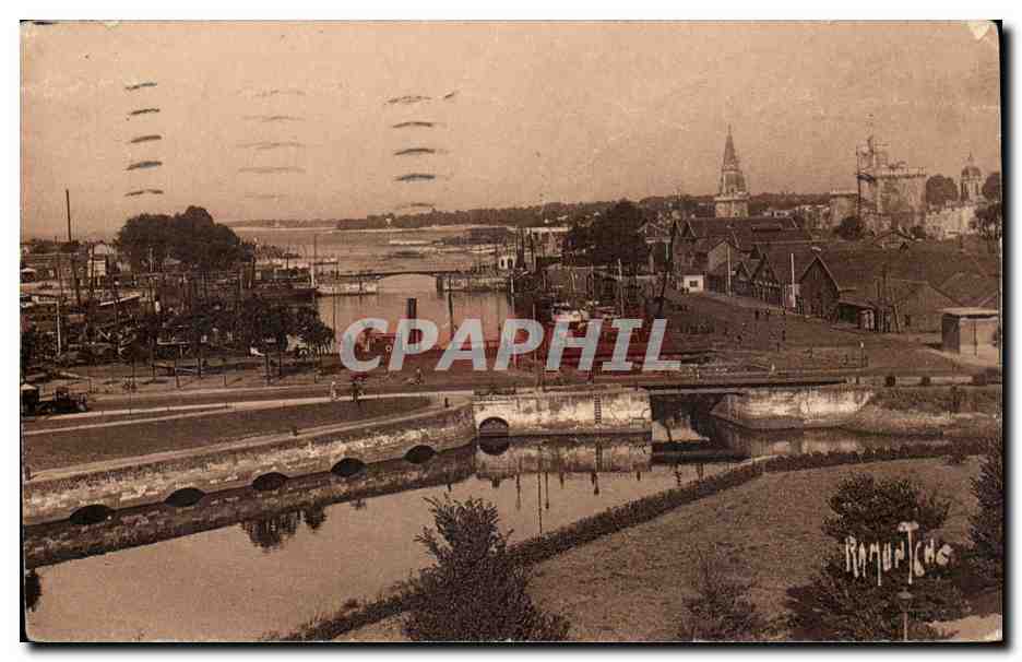 Rade de La Rochelle — Bassin à flot des chalutiers — Éditions d'Art Raymond Berjevin