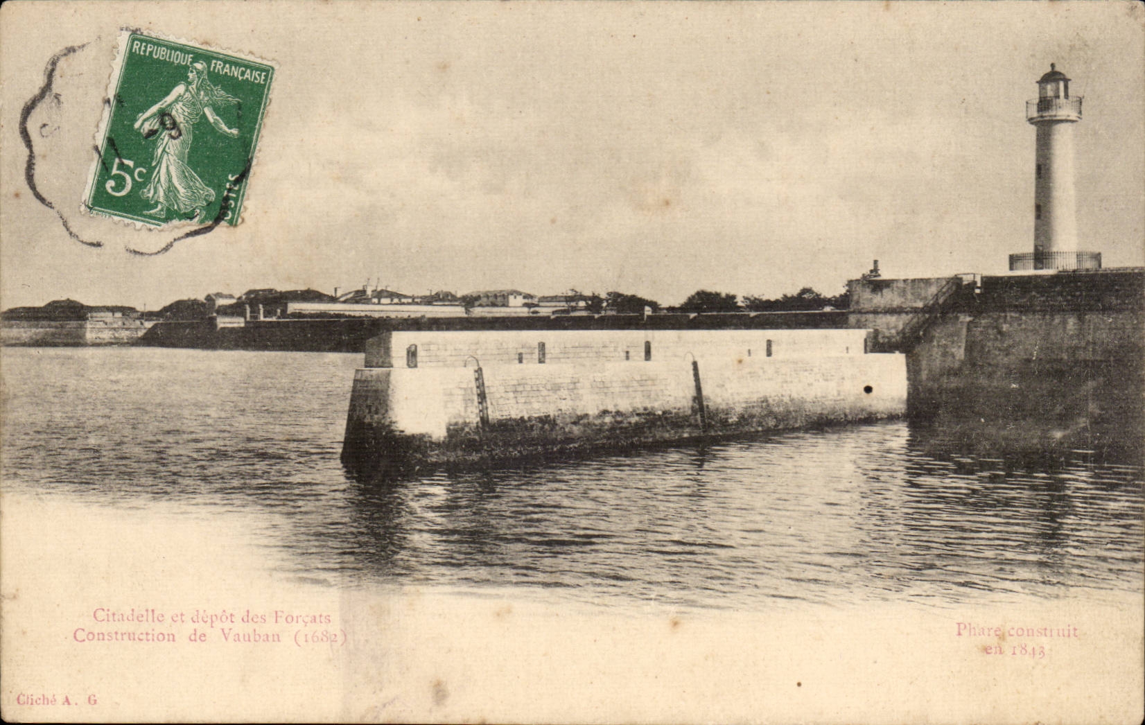 CPA Citadelle et depot des forcats Construction de Vauban Phare (lighthouse)
