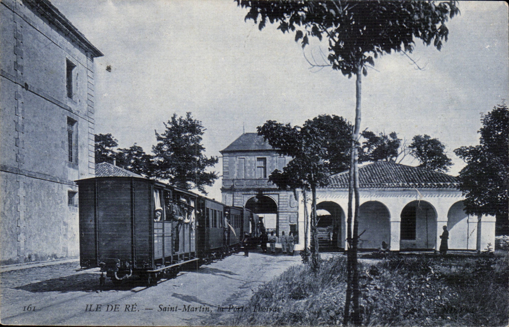 Saint-Martin, la Porte Thomas — Ile de Ré — éditeur N.D. Pinaud, n° 161