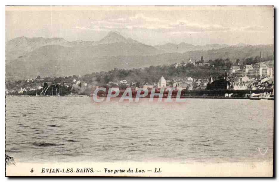 Evian les Bains CPA Vue prise du lac
