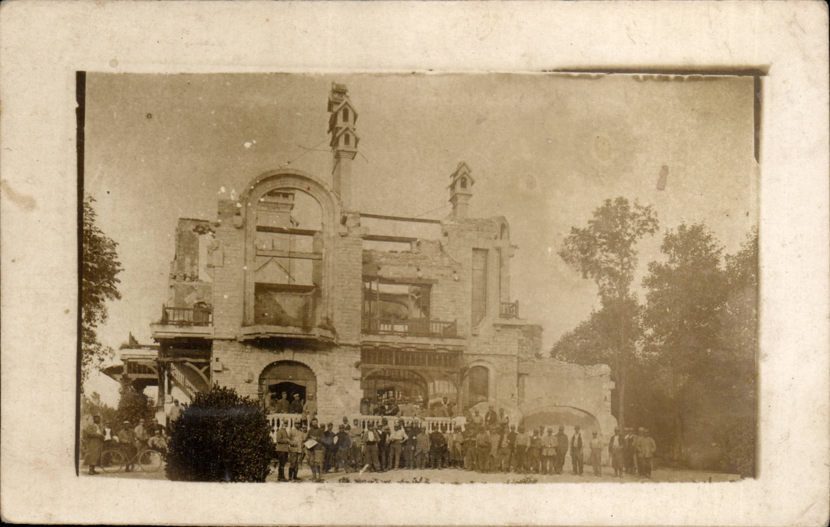 CPA Militaria CARTE PHOTO non localisee militaire