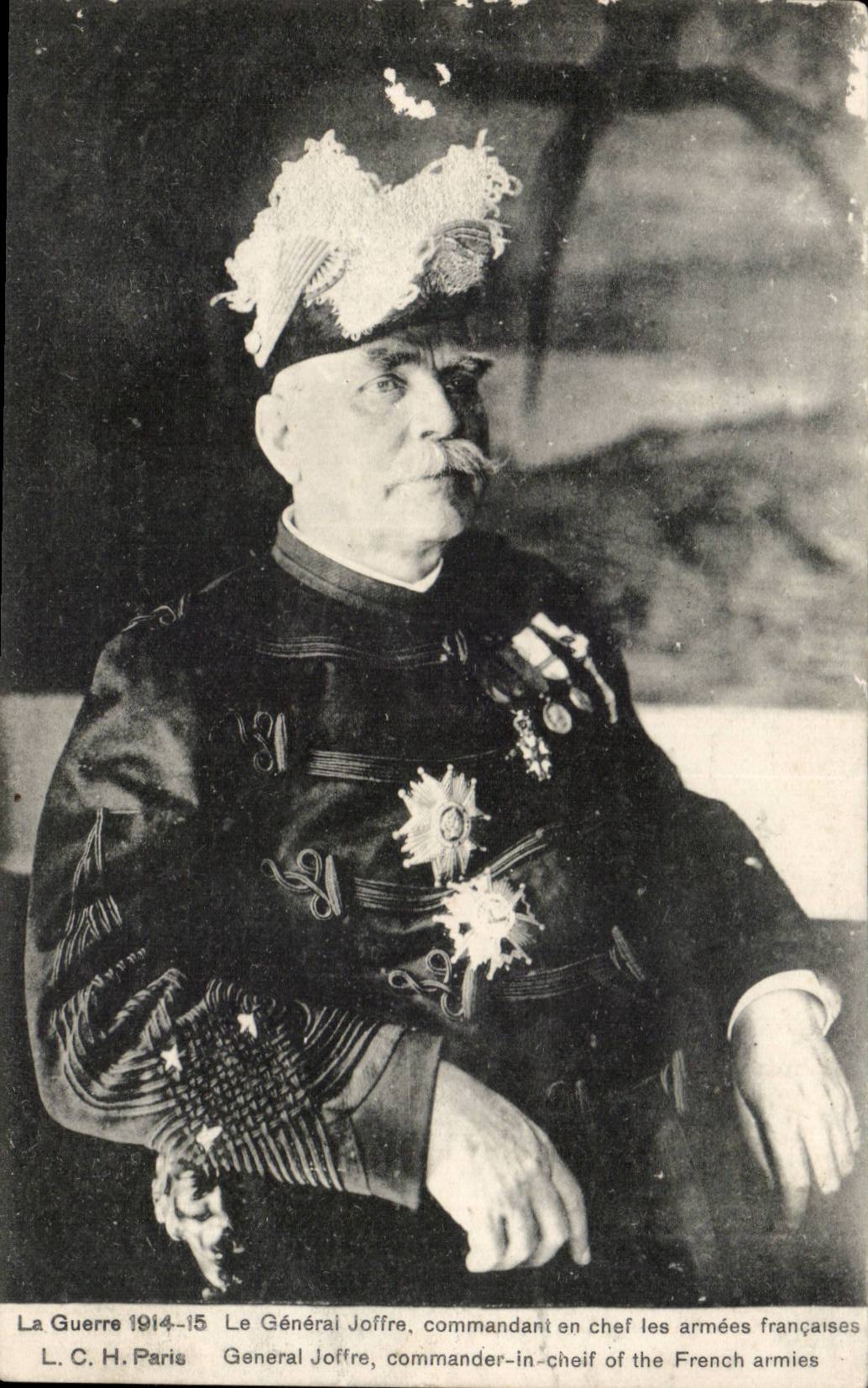 CPA Militaria General Joffre Commandant en chef des armees francaises