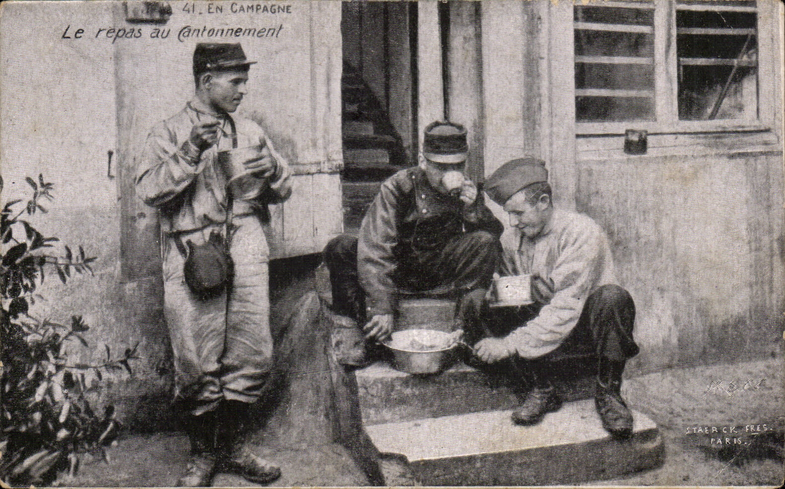 CPA Militaria En campagne Les repas du cantonnement