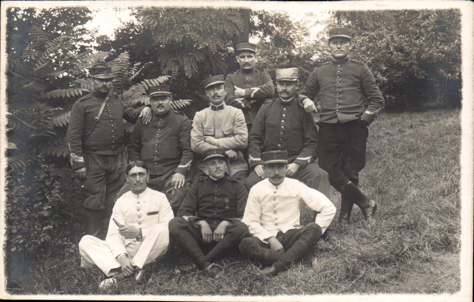 Groupe de soldats — France, 1918 — A. RESSE