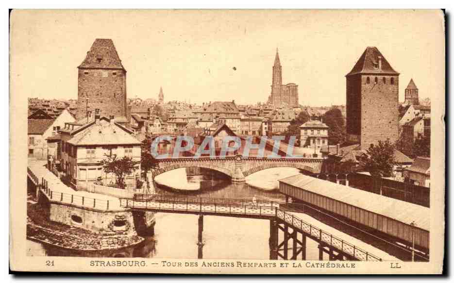 Strasbourg — Tour des Anciens Remparts et la Cathédrale — Levy & Cie, Paris