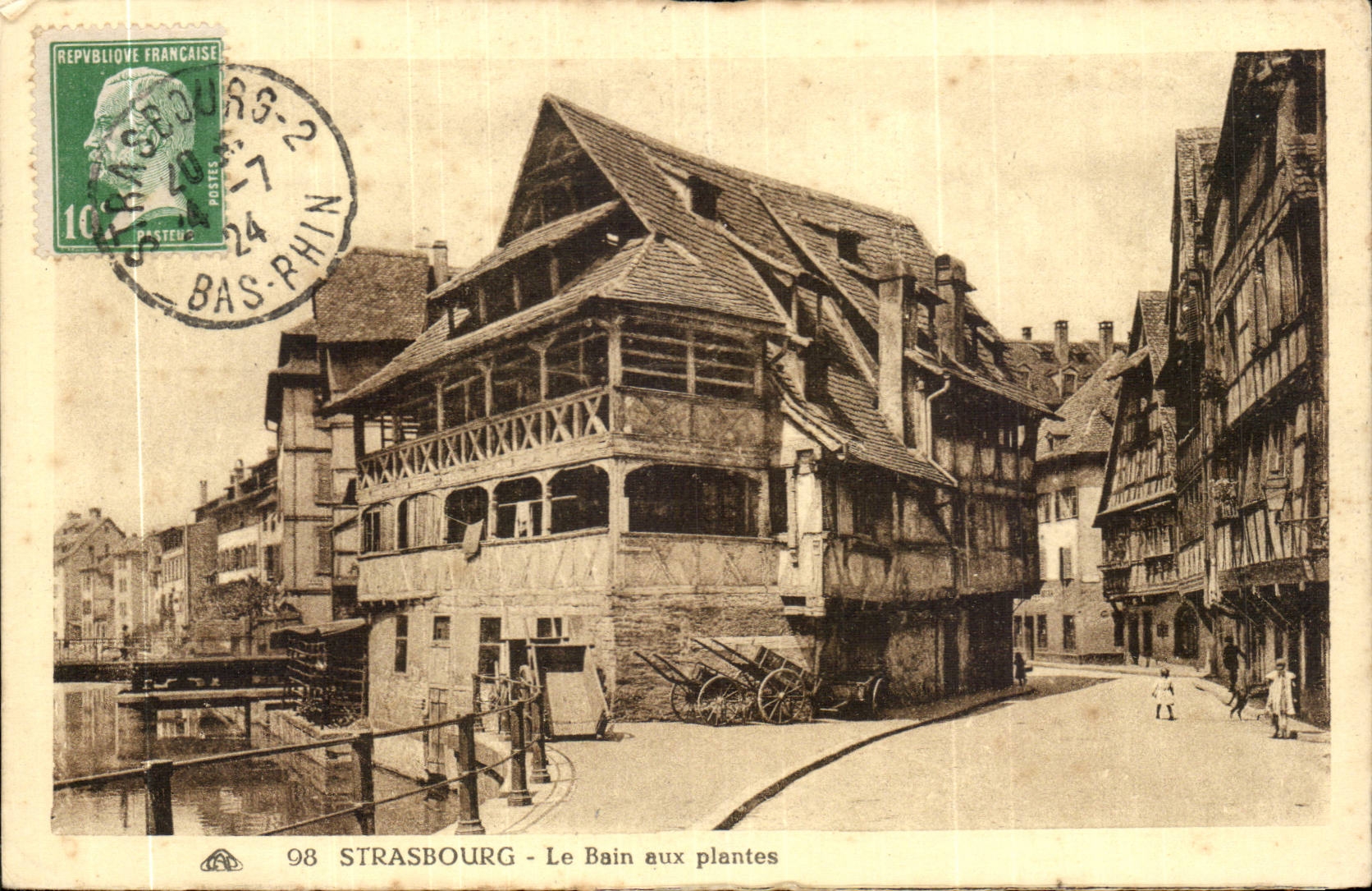 CPA Strasbourg Le bain aux plantes