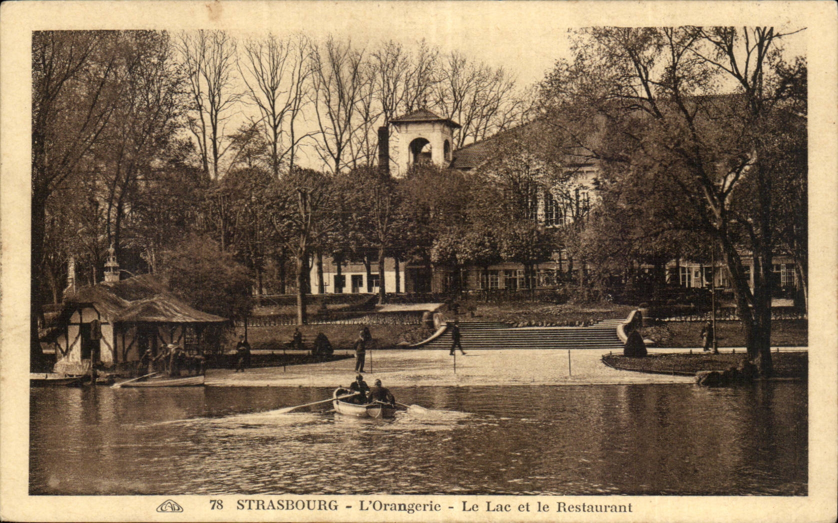 Strasbourg - L'Orangerie - Le Lac et le Restaurant