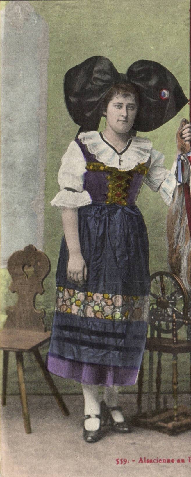 Folklore - Costumes - Alsacienne - Femme CPA 