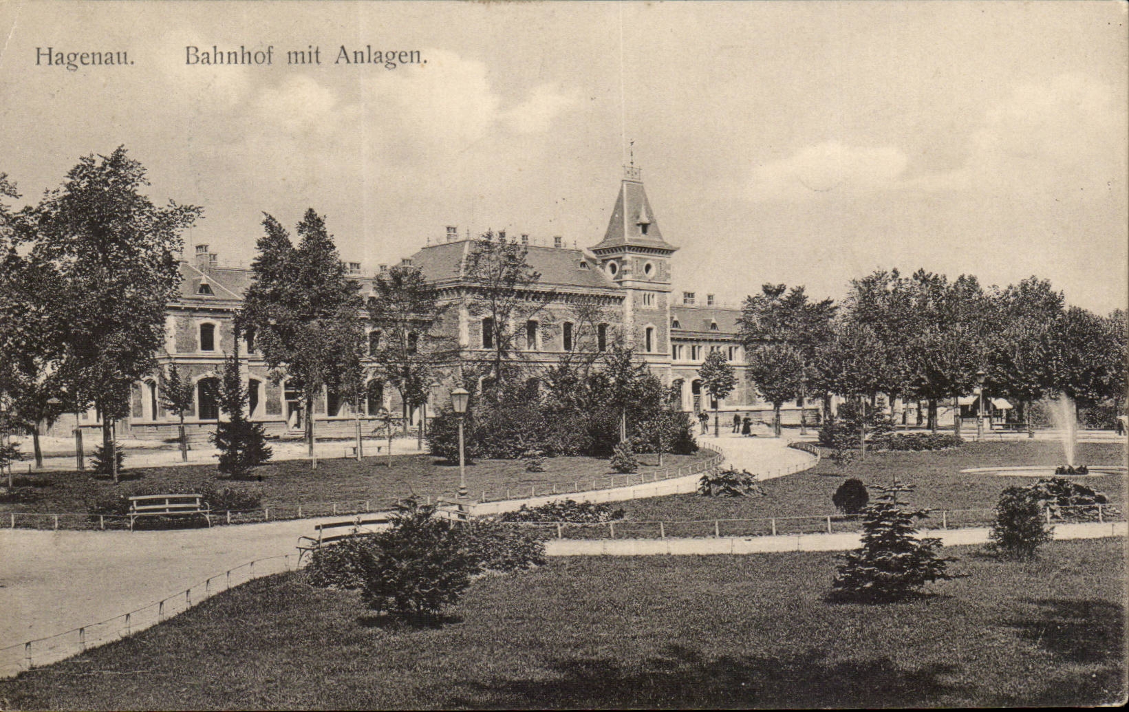 Haguenau - Bahnhof mit Anlagen - La Gare CPA 