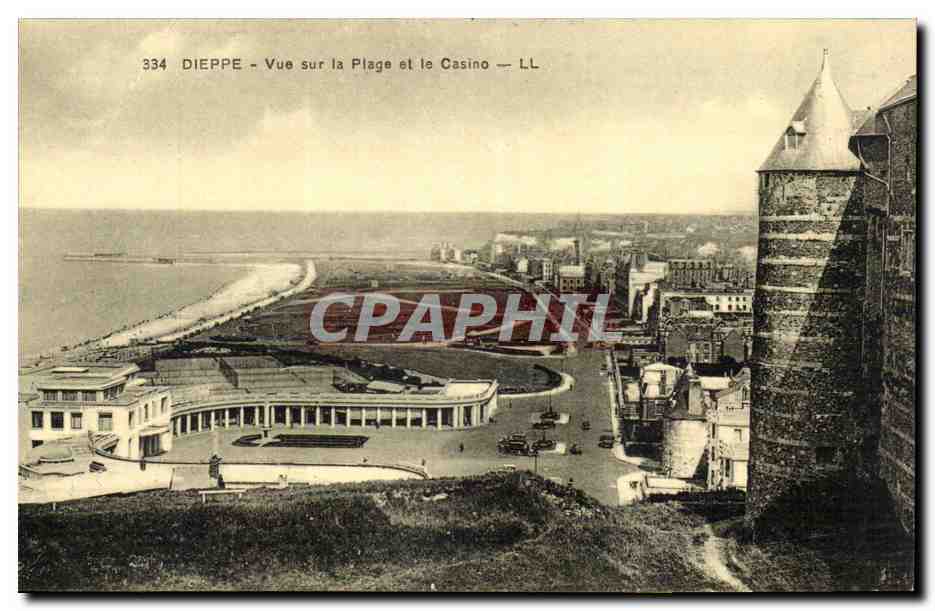 Dieppe - Vue sur la Plage et le Casino - CPA 