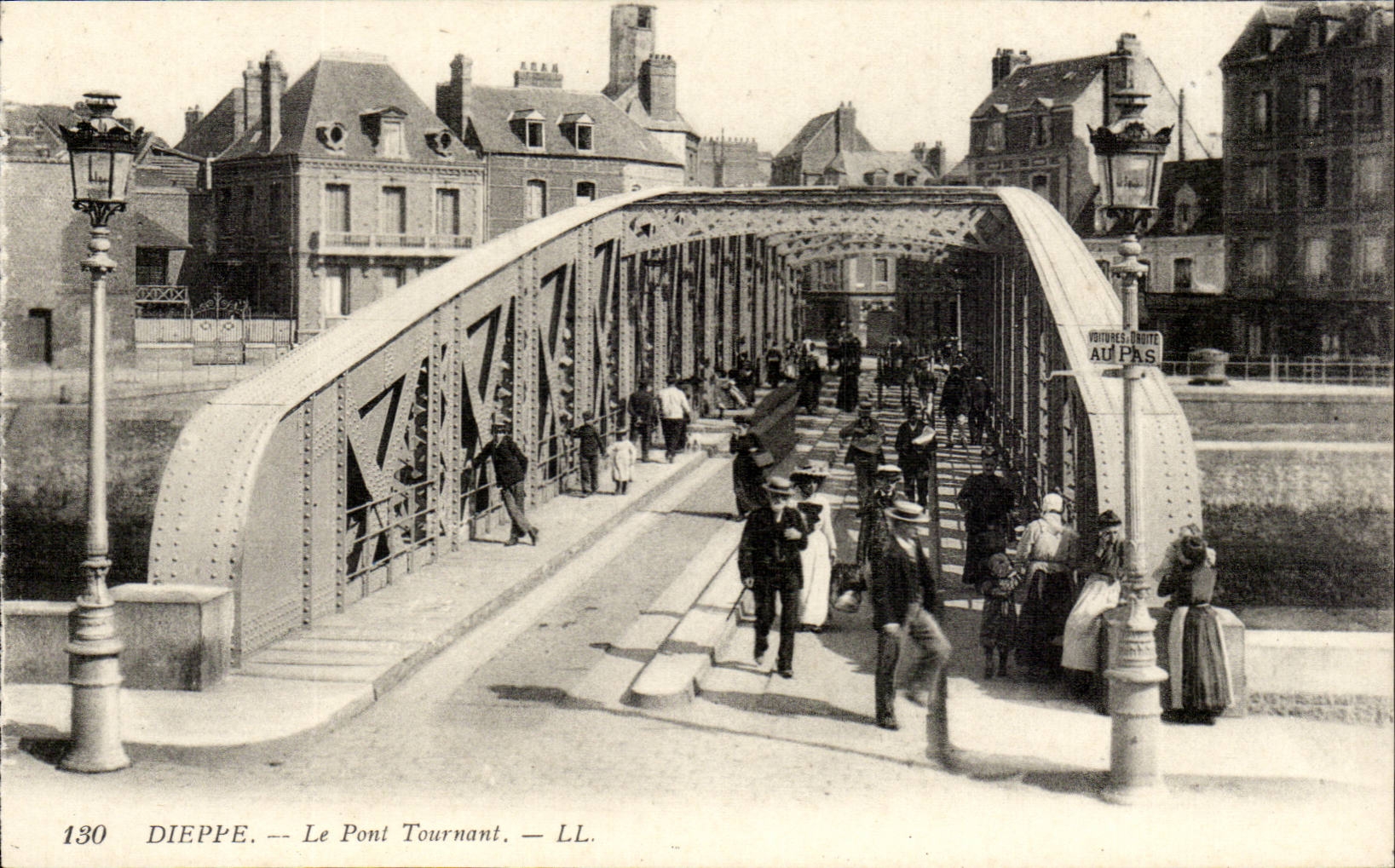 Dieppe - Le Pont Tournant - CPA 