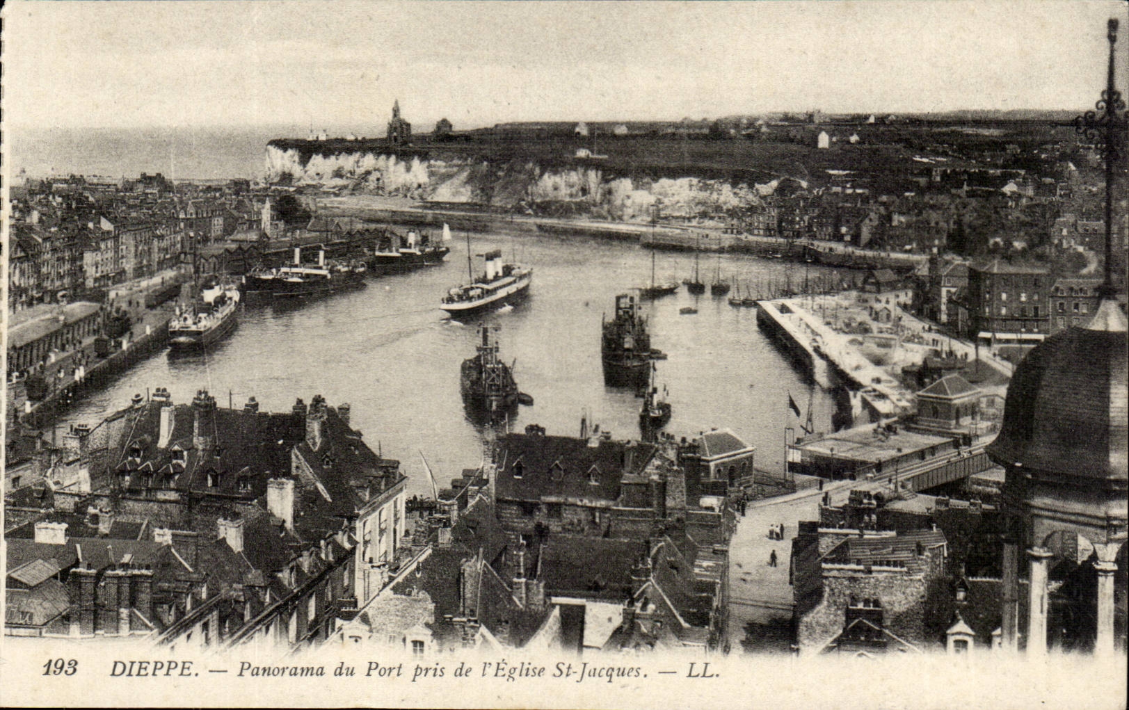 Dieppe - Panorama du Port pris de l'Eglise St Jacques - CPA 