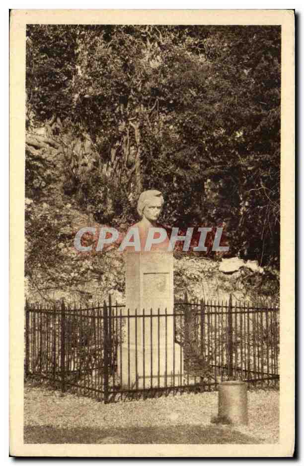 Villequier - Buste de Victor Hugo - CPA 