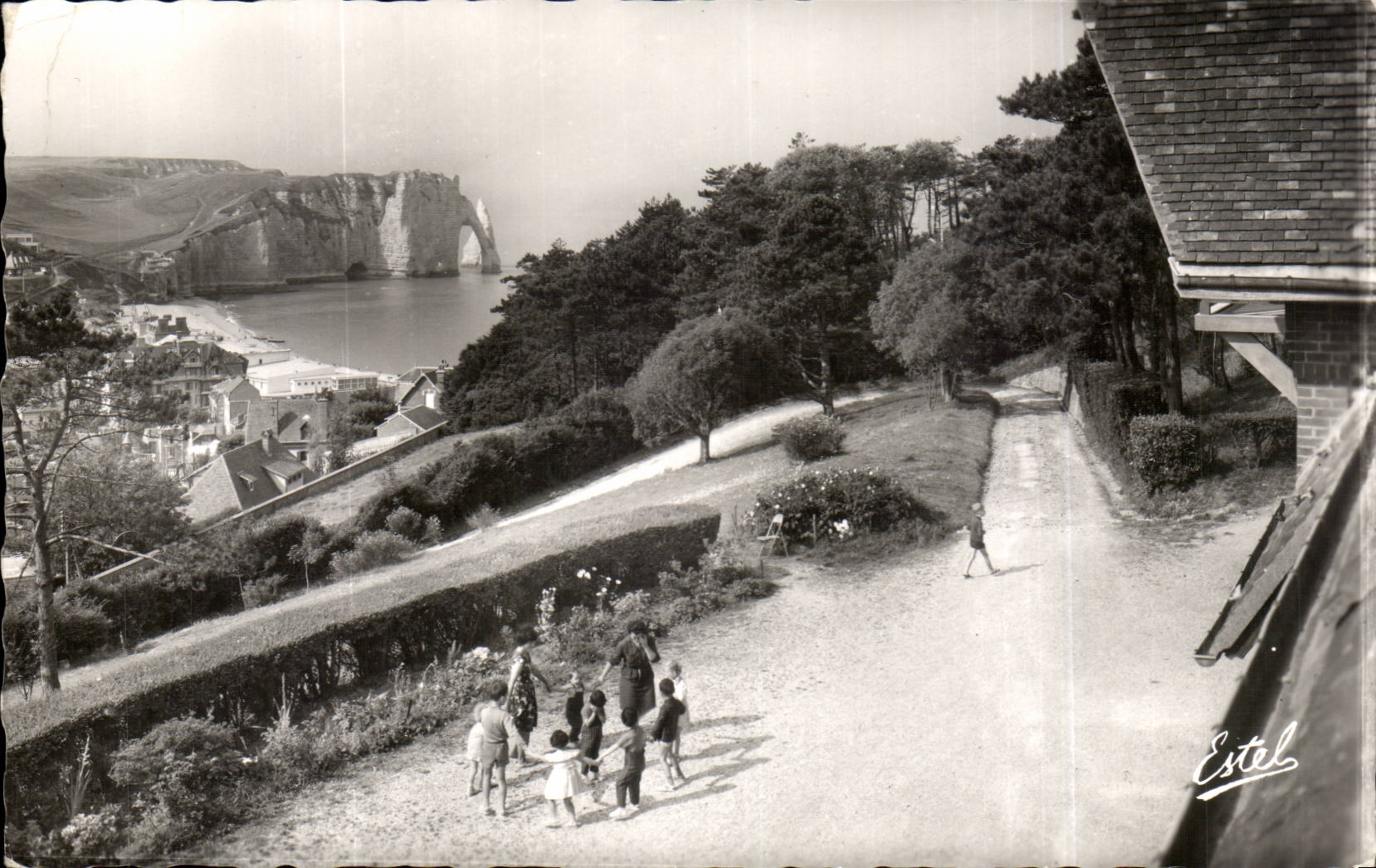 Etretat - La Porte d'Aval - Vue de la Maison CPA 