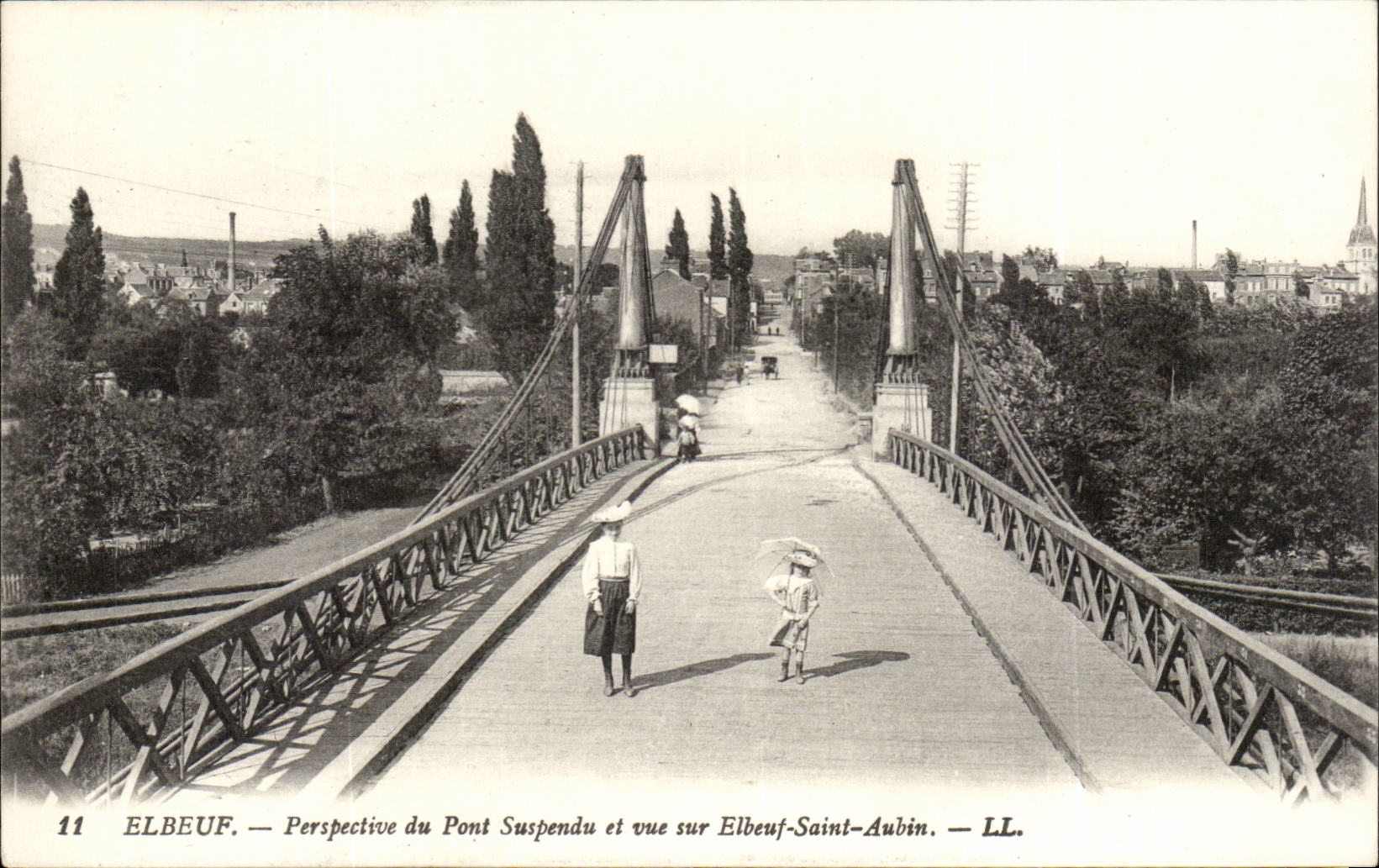 Elbeuf - Perspective du Pont Suspendu et vue sur Elbeuf Saint Aubin CPA 