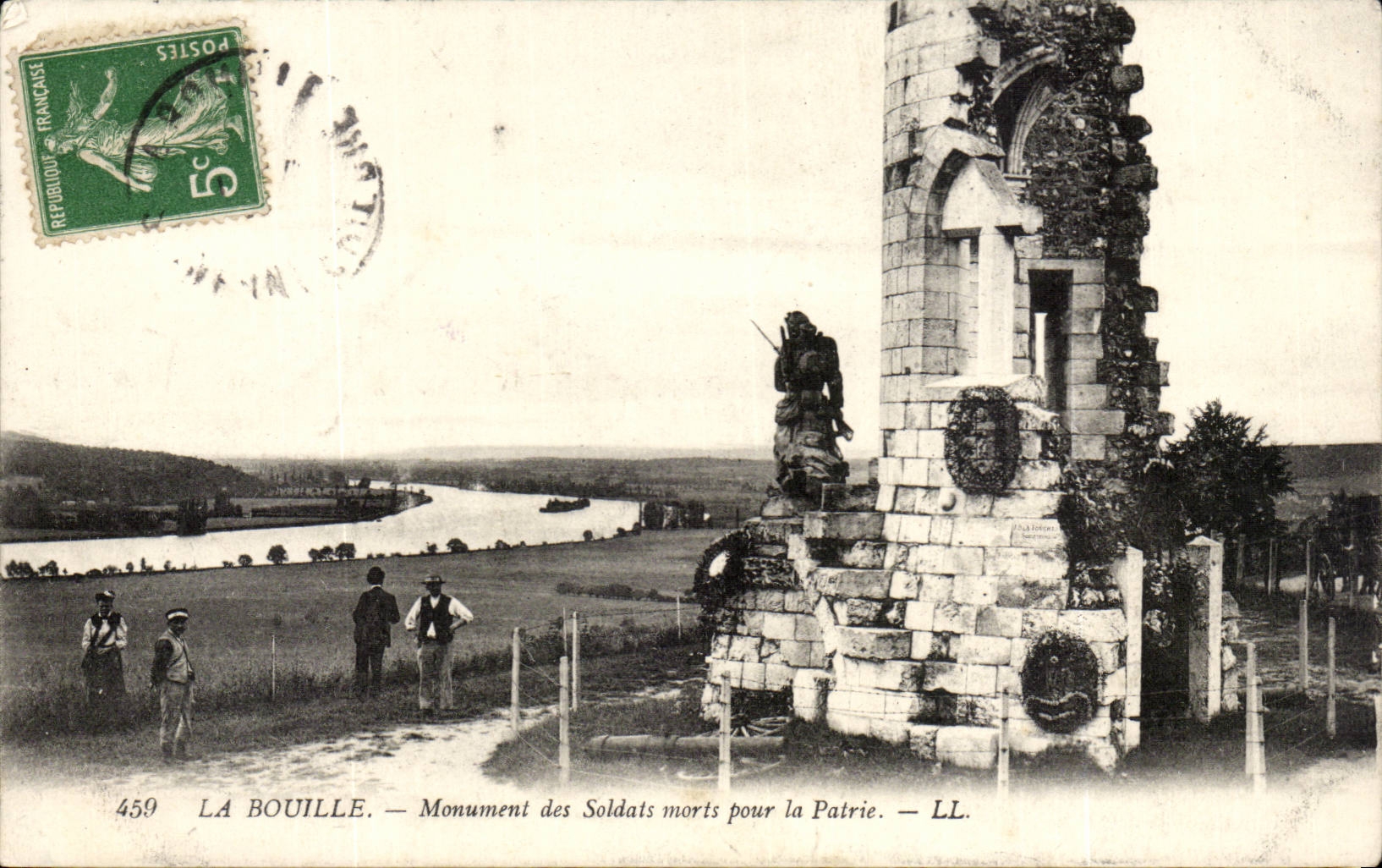 La Bouille - Monument des Soldats morts par la Patrie - CPA 