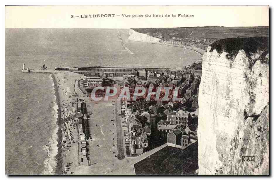 Le Treport - Vue prise du haut de la falaise - CPA 