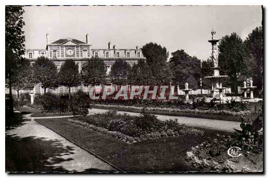 Le Havre - La Sous Prefectue et son Jardin - CPA 
