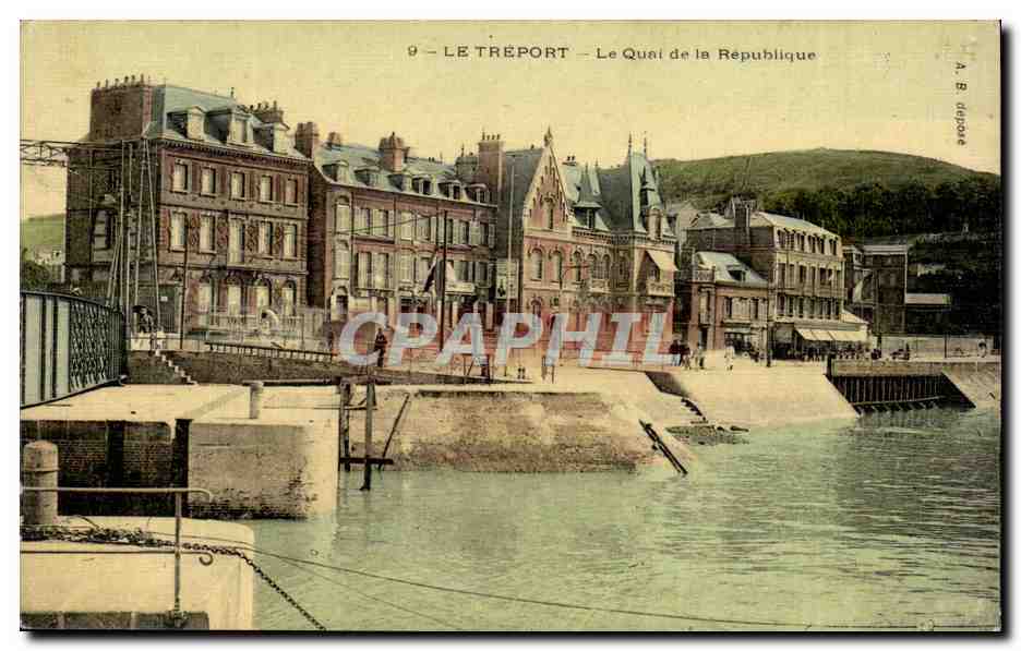 Le Treport - Le Quai de la Republique - CPA 