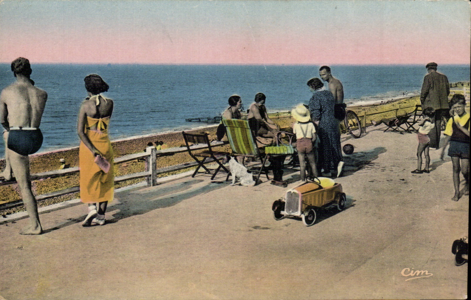Saint Aubin sur Mer - La Promenade Perret - CPA Automobile enfant