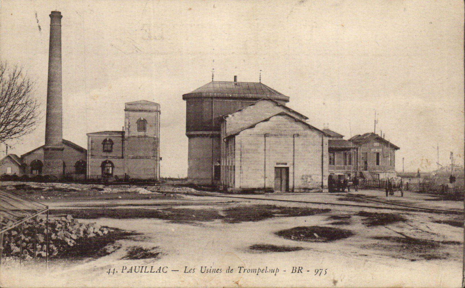 Pauillac CPA Usine de trompeloup