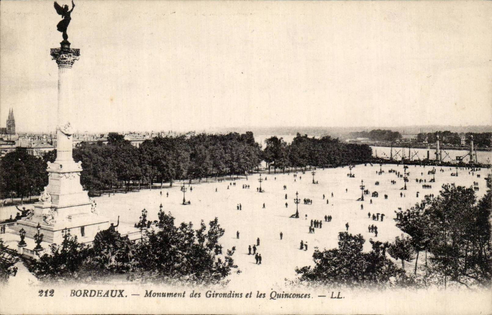 Bordeaux — Monument des Girondins et les Quinconces — LL. — n° 212