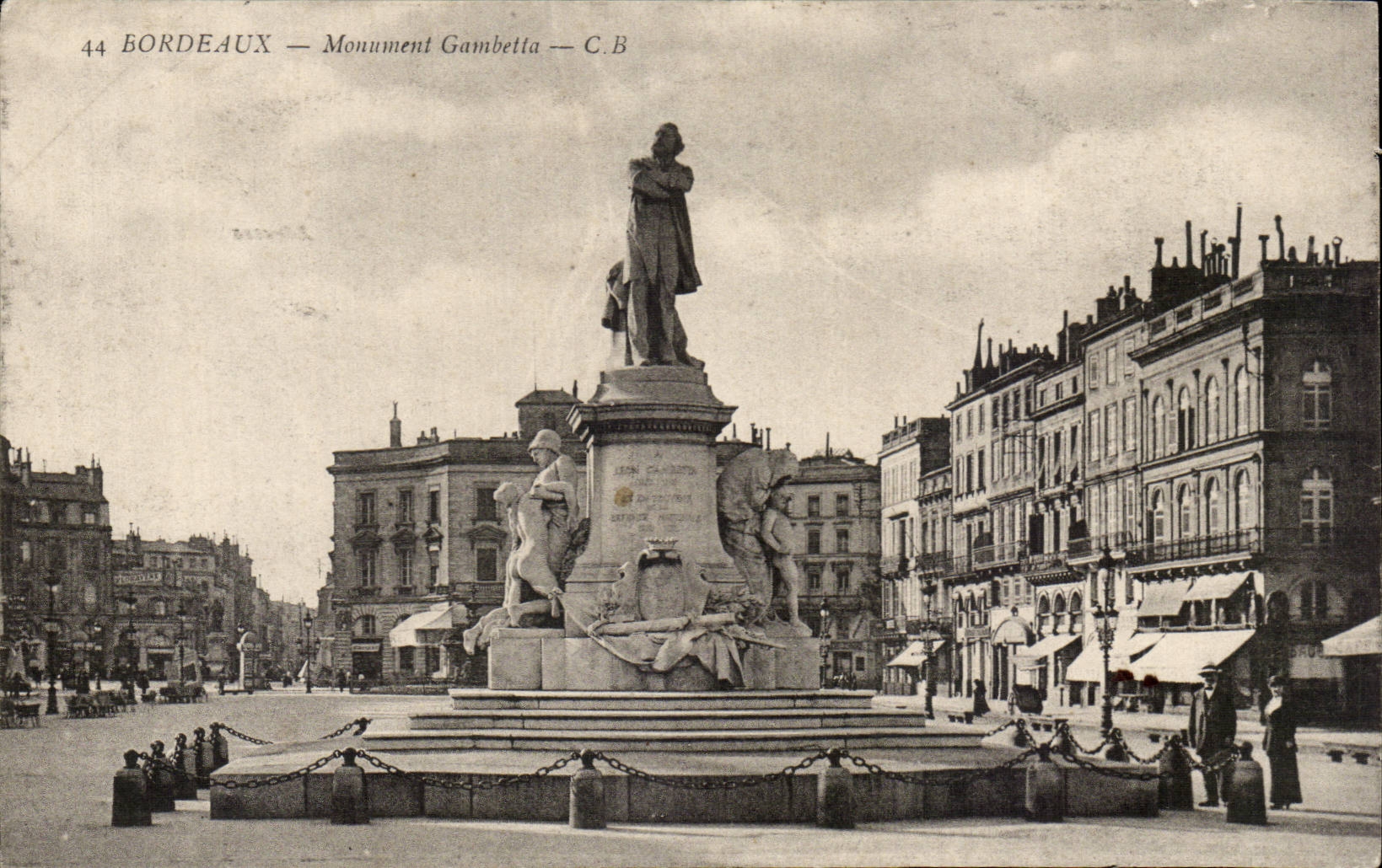 Bordeaux CPA Monument Gambetta