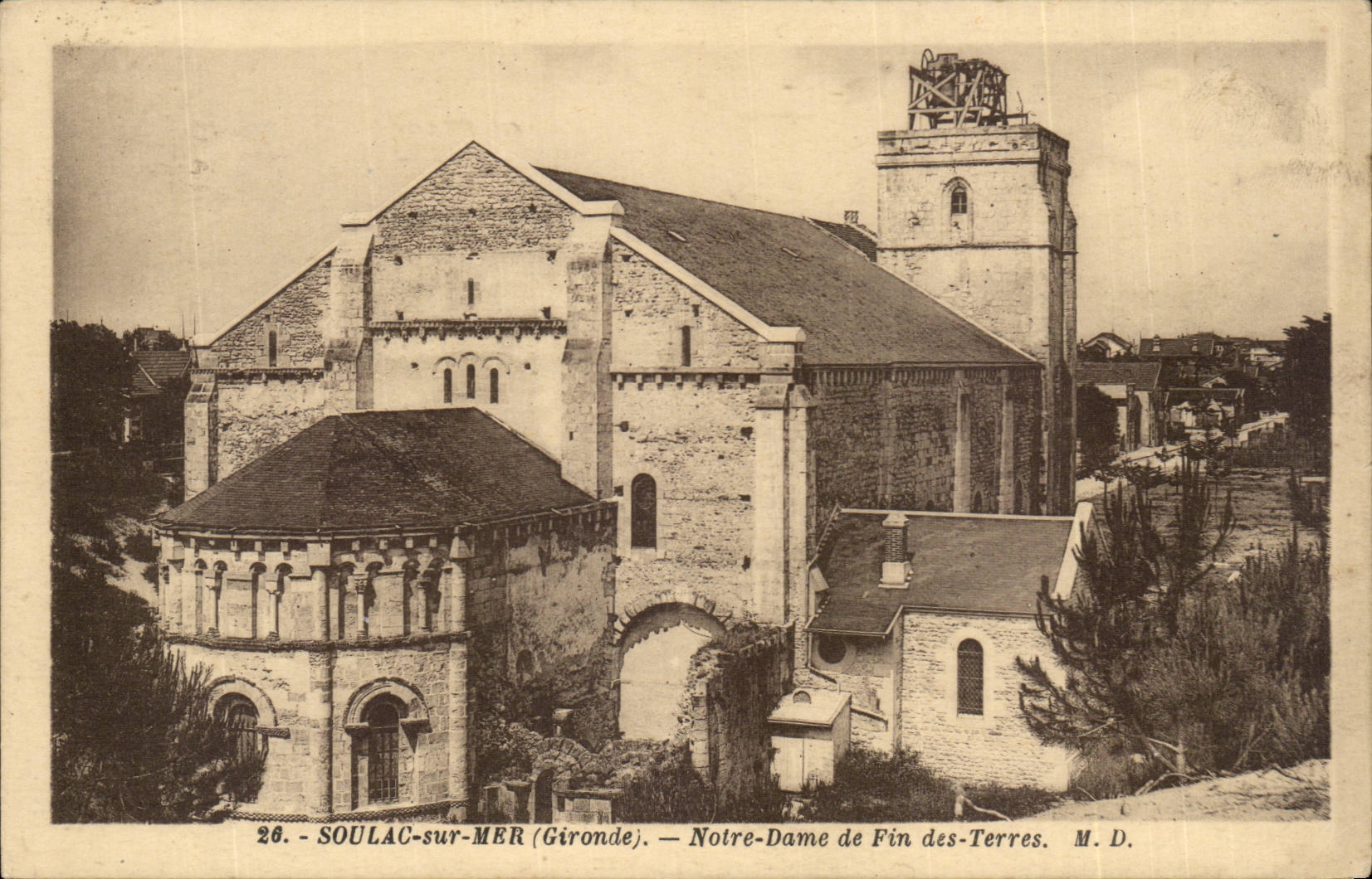 Soulac-sur-Mer (Gironde) — Notre-Dame de Fin-des-Terres — M.D.