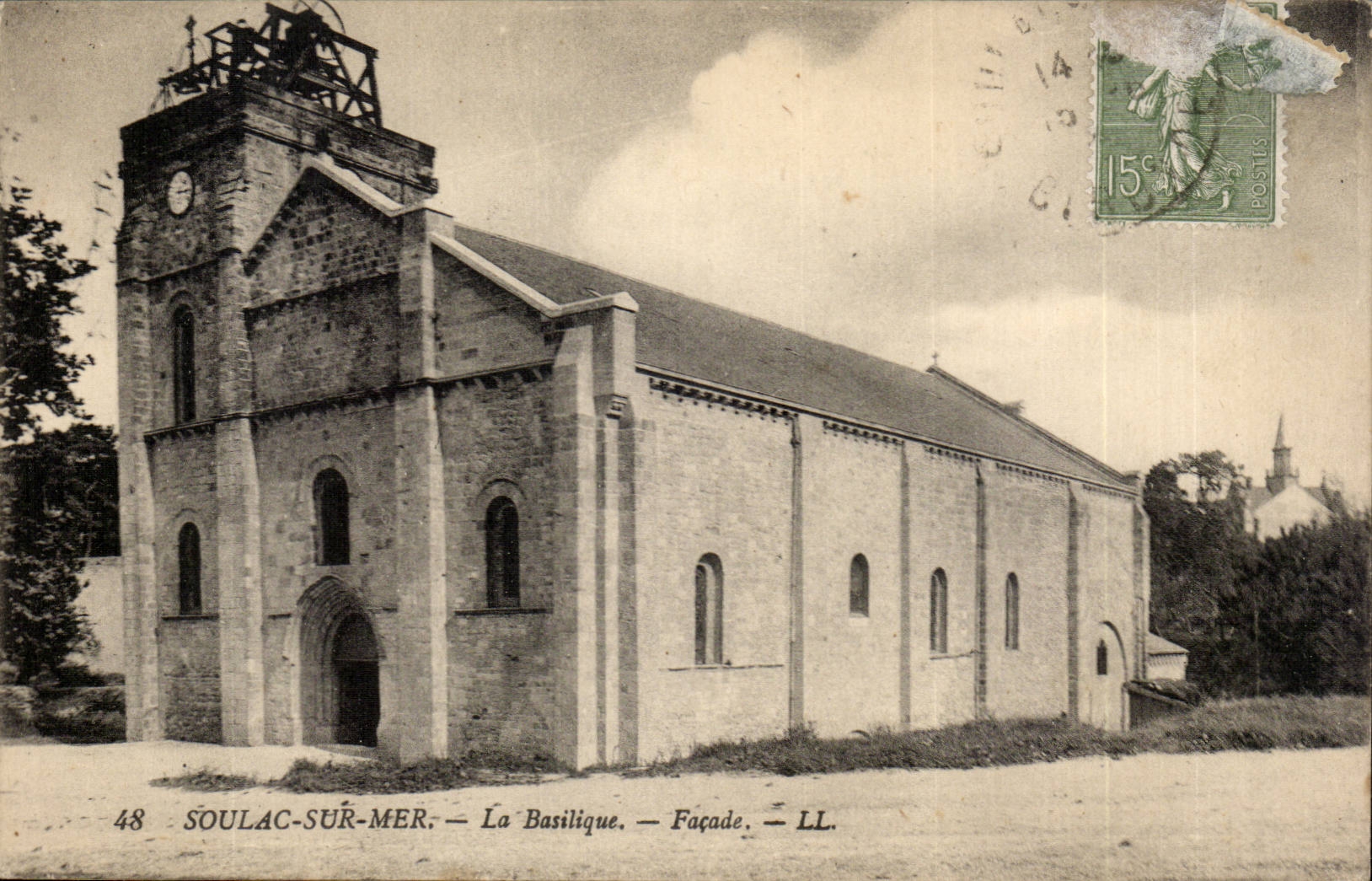 Soulac sur Mer CPA La basilique Facade