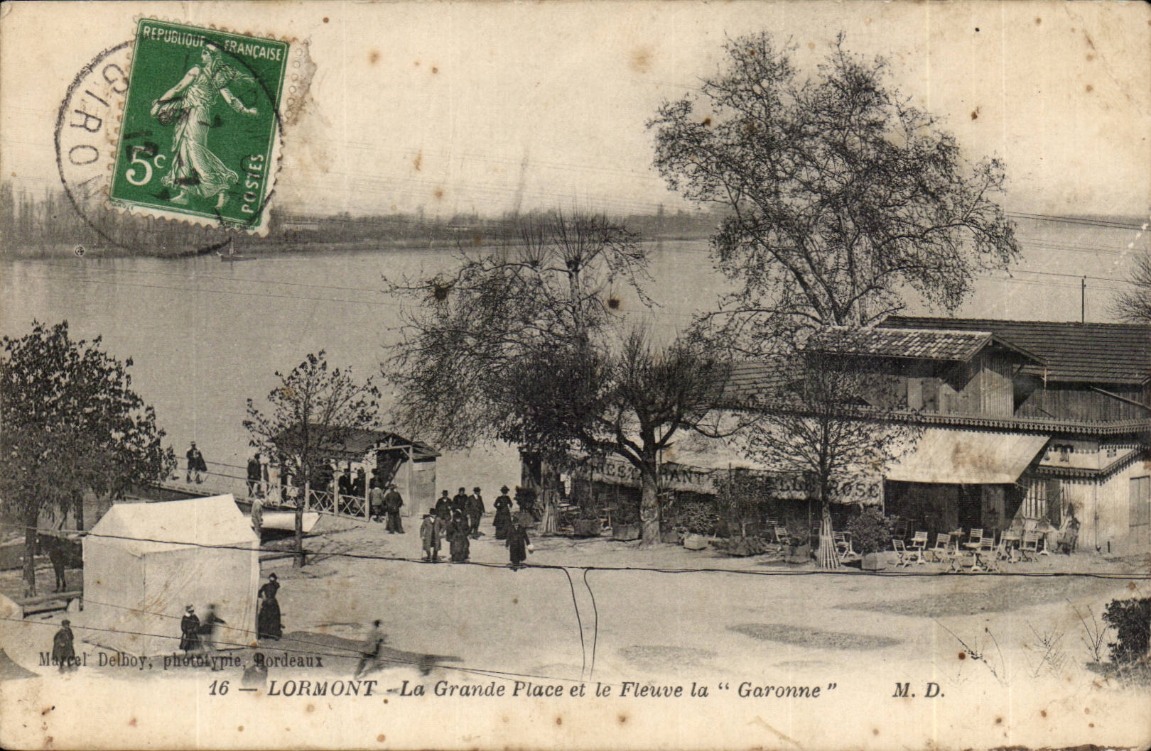 Lormont — Der Große Platz und der Fluss 'Garonne' — Marcel Delboy, Phototypie, Bordeaux